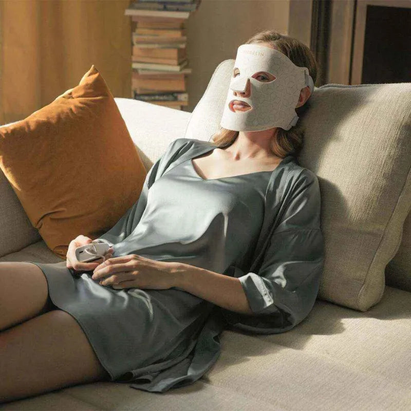 Máscara Facial LED – Rejuvenescimento e Firmeza Visível
